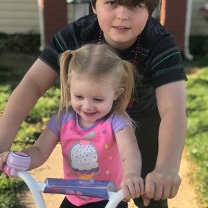 Meet your Posher, Warren